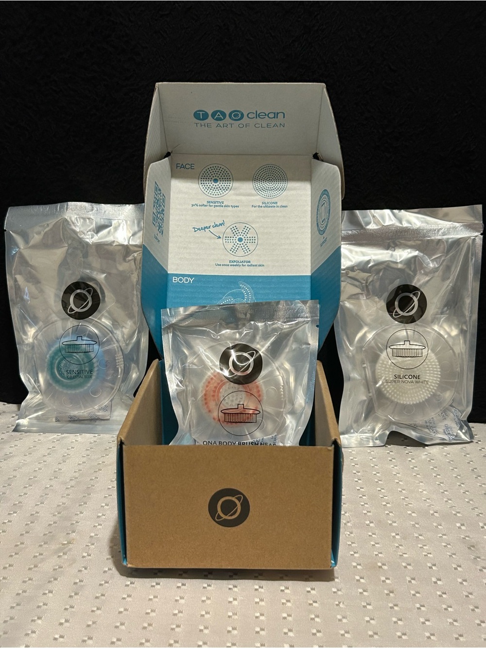 3 - Tao Clean Orbital Facial Brush Sensitive , Silicone And Exfoliator Sealed